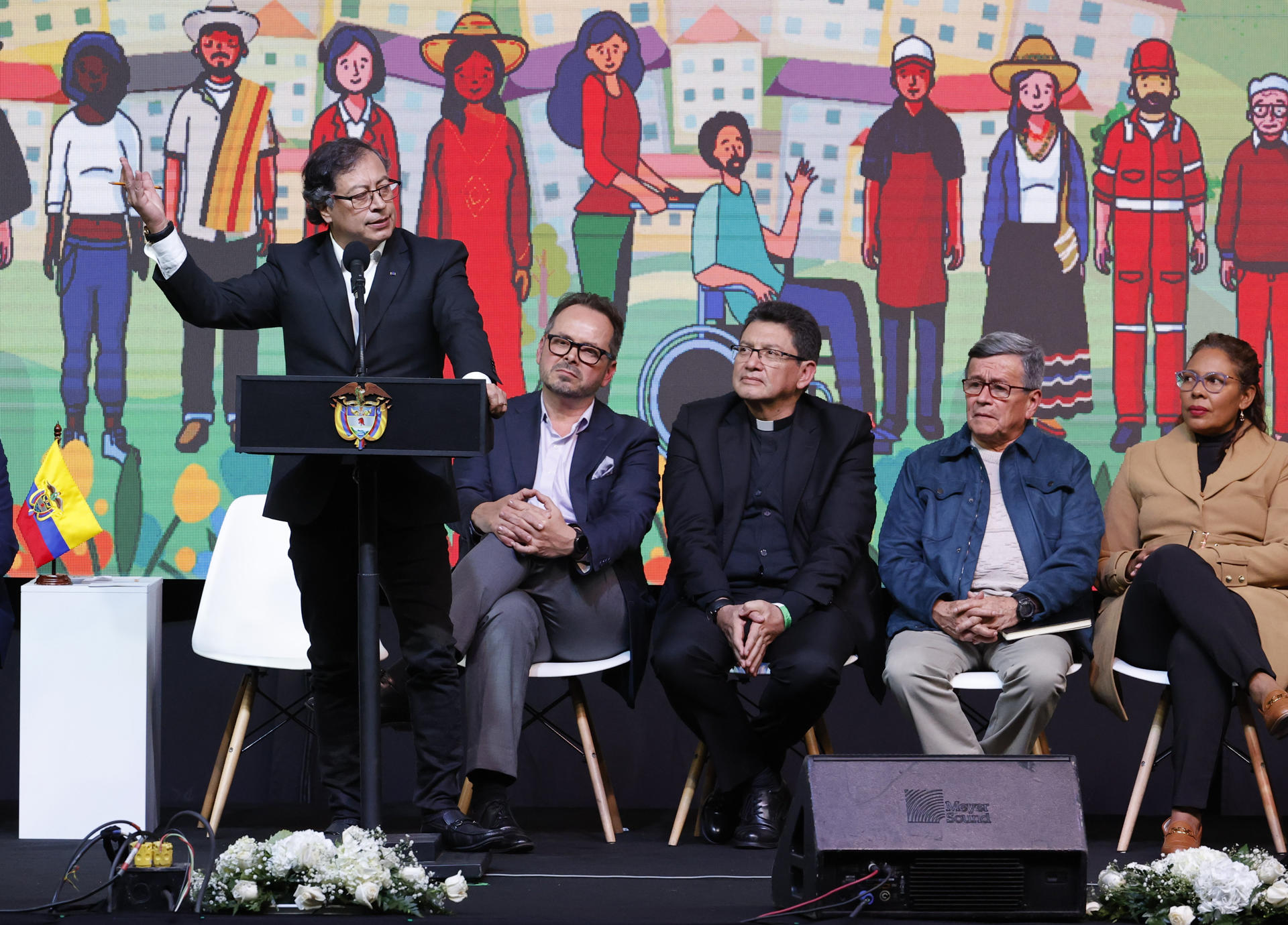 Fotografía de archivo del presidente de Colombia, Gustavo Petro, durante la instalación del Comité Nacional de la Participación - instancia transitoria de la Mesa de Diálogos de Paz, en Bogotá (Colombia). EFE/ Mauricio Dueñas Castañeda