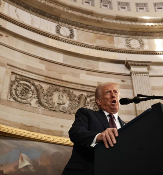 El presidente electo de EE.UU., Donald Trump durante la ceremonia de juramentación en Washington (Estados Unidos). EFE/EPA/CHIP SOMODEVILLA / POOL