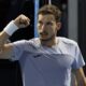 El tenista Pablo Carreño Busta celebra tras haber ganado su partido de primera ronda masculina contra el polaco Kamil Majchrzak en el Abierto de Australia en Melbourne. EFE/EPA/ROLEX DELA PENA