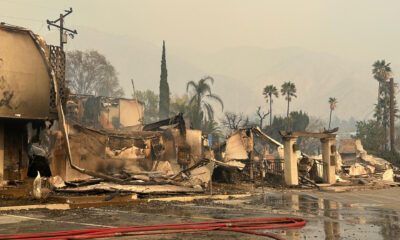 Fotografía que muestra afectaciones por incendios este miércoles, en Los Ángeles (Estados Unidos). EFE/ Mikaela Viqueira