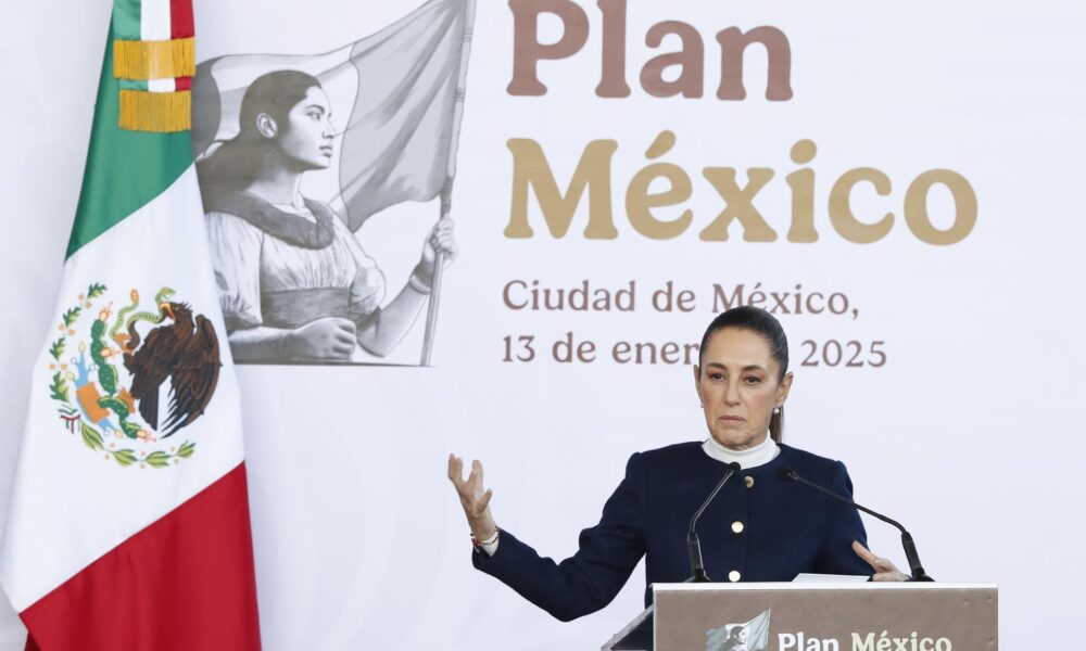 La presidenta de México, Claudia Sheinbaum, habla durante la presentación del 'Plan México' este lunes, en el Museo Nacional de Antropología e Historia de la Ciudad de México (México). EFE/ Mario Guzmán