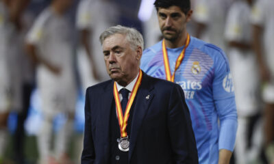 El entrenador del Real Madrid Carlo Ancelotti tras perder la final de la Supercopa de España de fútbol entre el Real Madrid y el FC Barcelona, en Yeda, Arabia Saudí. EFE/ Alberto Estévez