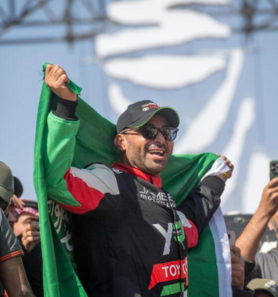 El saudi Yazeed Al Rajhi tras ganar el Dakar.EFE/EPA/Gerard Laurenssen