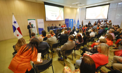 Fotografía general durante el lanzamiento del plan de aceleración para detener la obesidad, este jueves en Ciudad de Panamá. EFE/ Bienvenido Velasco