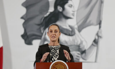 La presidenta de México, Claudia Sheinbaum, habla durante una rueda de prensa este martes, en el Palacio Nacional en Ciudad de México (México). EFE/ Isaac Esquivel