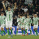 Los futbolistas del Betis celebran un gol en el estadio Benito Villamarín de Sevilla, en una foto de archivo. EFE/ Julio Muñoz