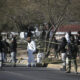 Militares, elementos de la Guardia Nacional (GN), así como de las Fiscalías Estatales y Federales continúan con la investigación en la zona de la entrada al túnel clandestino encontrado en la frontera de Ciudad Juárez este viernes, en Chihuahua (México). EFE/ Luis Torres