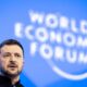 El presidente ucraniano Volodymyr Zelensky habla en una sesión plenaria durante la 55ª reunión anual del Foro Económico Mundial (WEF) en Davos, Suiza, el 21 de enero de 2025. La reunión anual del Foro Económico Mundial reúne a emprendedores, científicos y líderes empresariales y políticos en Davos del 20 al 24 de enero. (Zelenski, Suiza) EFE/EPA/MICHAEL BUHOLZER