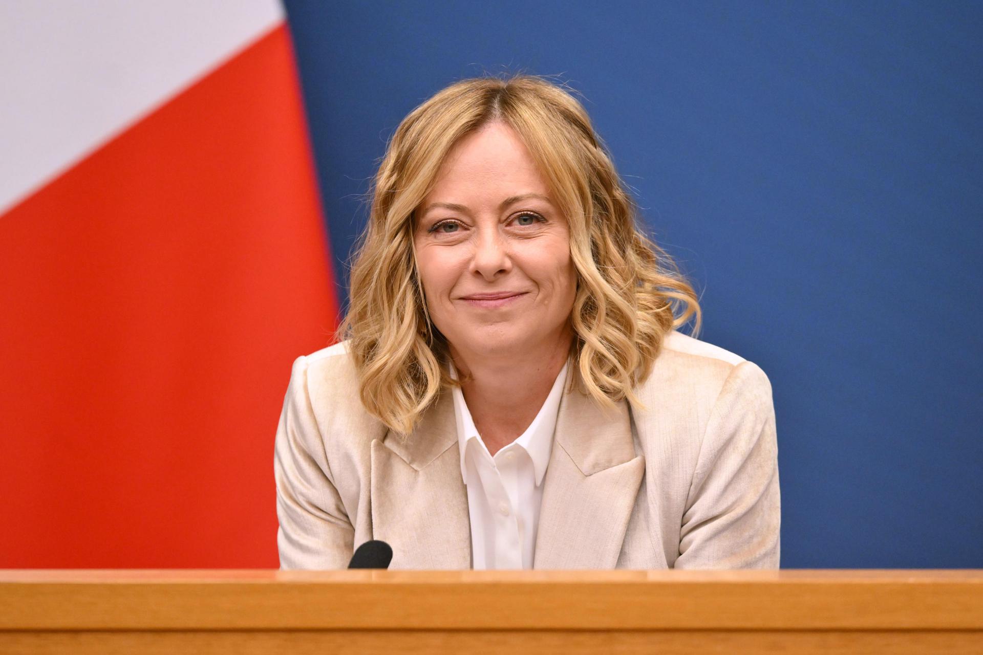 La primera ministra italiana Giorgia Meloni habla durante la conferencia de prensa de fin de año, en Roma, Italia, 09 de enero de 2025. (Italia, Roma) 
EFE/EPA/ALESSANDRO DI MEO