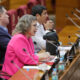 La congresista Lilian Samaniego (i), habla durante una sesión en la Cámara de diputados este miércoles, en Asunción (Paraguay). EFE/ Juan Pablo Pino