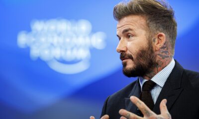 El exfutbolista, empresario y filántropo británico David Beckham, embajador de buena voluntad de Unicef, asiste este martes al Foro Económico de Davo, Suiza. EFE/EPA/MICHAEL BUHOLZER