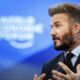 El exfutbolista, empresario y filántropo británico David Beckham, embajador de buena voluntad de Unicef, asiste este martes al Foro Económico de Davo, Suiza. EFE/EPA/MICHAEL BUHOLZER