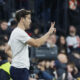 El técnico del Rayo Vallecano, Íñigo Pérez, durante el partido de la jornada 19 de LaLiga que Rayo Vallecano y Celta de Vigo disputan este viernes en el estadio de Vallecas. EFE/Juanjo Martín