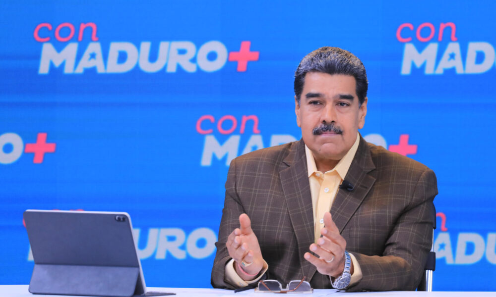 Fotografía cedida por el Palacio de Miraflores donde se observa al presidente de Venezuela, Nicolás Maduro. EFE/ Palacio de Miraflores