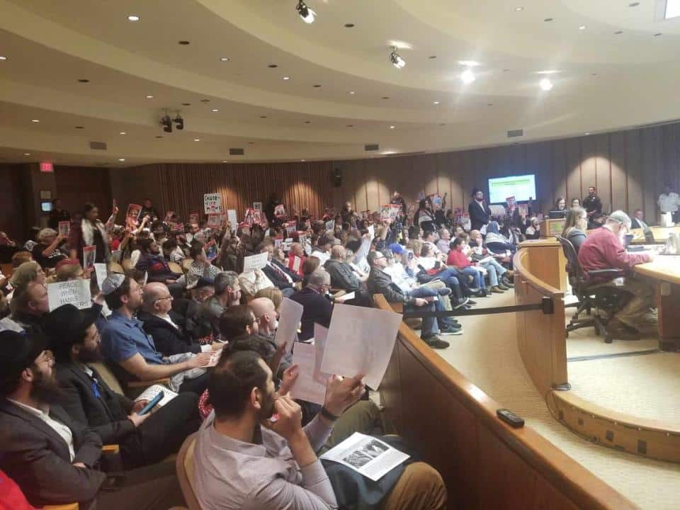 ¿Cómo funciona Gobierno Local de Raleigh?