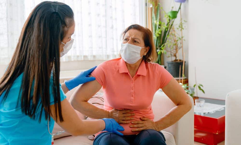 ¿No tienes seguro y necesitas atención médica y dental?