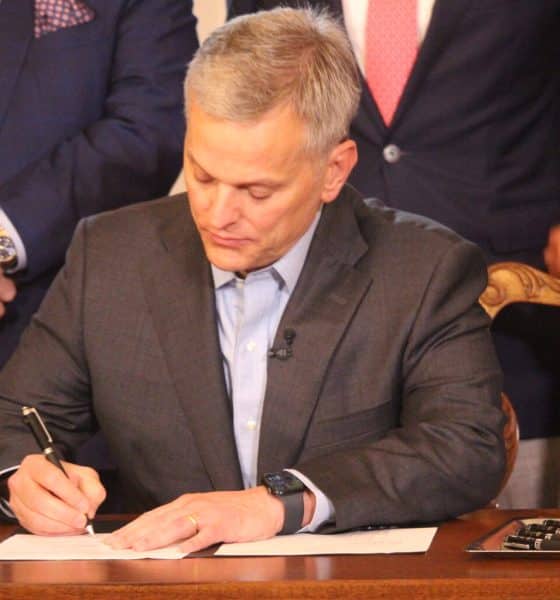 El Gobernador Josh Stein veta tres proyectos de ley