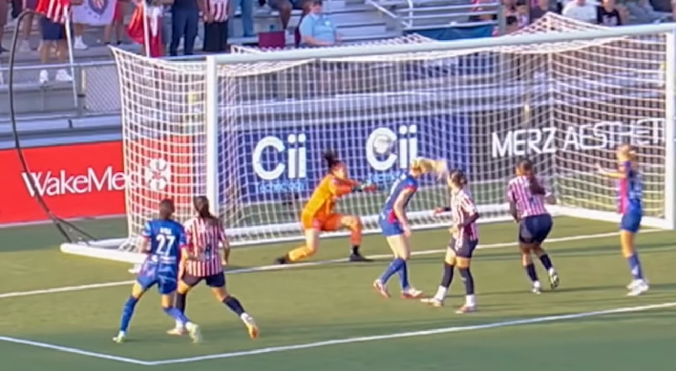 NC Courage vencen 4-0 a las Chivas