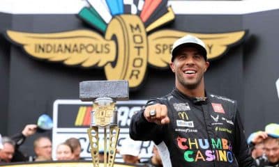 Bubba Wallace saca victoria en Indianapolis