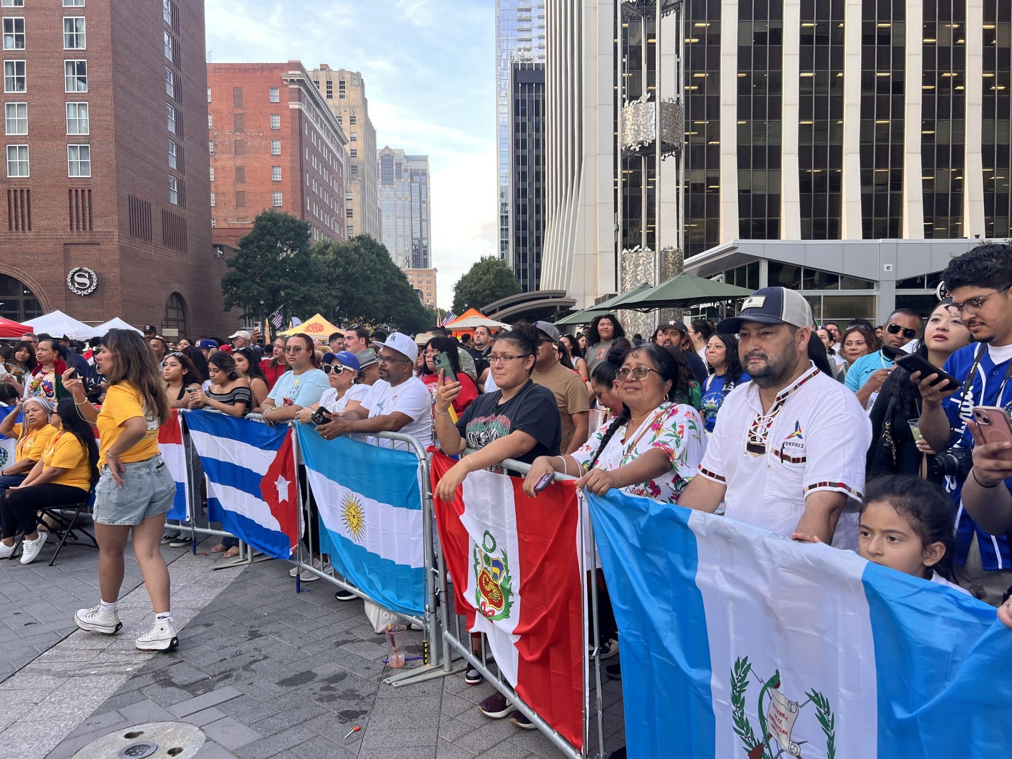 30,000 personas se unieron a la Fiesta del Pueblo