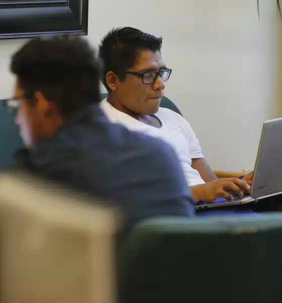 La fuerza laboral latina creció un 59%