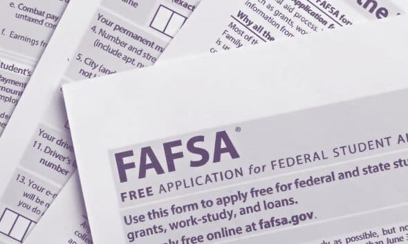 Te ayudarán a completar su FAFSA gratis