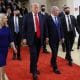 El presidente de Estados Unidos, Donald Trump (2i), es recibido por el presidente israelí, Benjamín Netanyahu (c), este lunes a su llegada a Jerusalén (Israel). EFE/ Parlamento Israelí (Knéset) / ***SOLO USO EDITORIAL/SOLO DISPONIBLE PARA ILUSTRAR LA NOTICIA QUE ACOMPAÑA (CRÉDITO OBLIGATORIO)***
