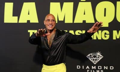El actor estadounidense Dwayne Johnson 'La Roca', posa durante la alfombra roja de la película 'La Máquina: The Smashing Machine' este martes, en Ciudad de México (México). EFE/ Mario Guzmán