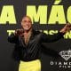 El actor estadounidense Dwayne Johnson 'La Roca', posa durante la alfombra roja de la película 'La Máquina: The Smashing Machine' este martes, en Ciudad de México (México). EFE/ Mario Guzmán