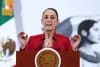 La presidenta de México, Claudia Sheinbaum, habla durante su conferencia de prensa matutina este lunes, en Palacio Nacional de la Ciudad de México (México). EFE/ Mario Guzmán