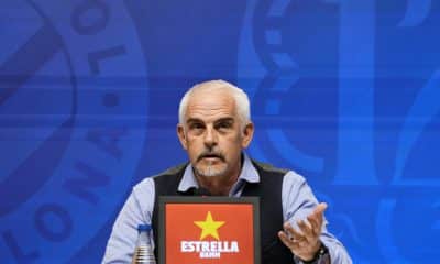 El nuevo propietario del RCD Espanyol, Alan Pace, durante la rueda de prensa que ofreció en el estadio blanquiazul como inicio de la nueva etapa del club. EFE/Alejandro García