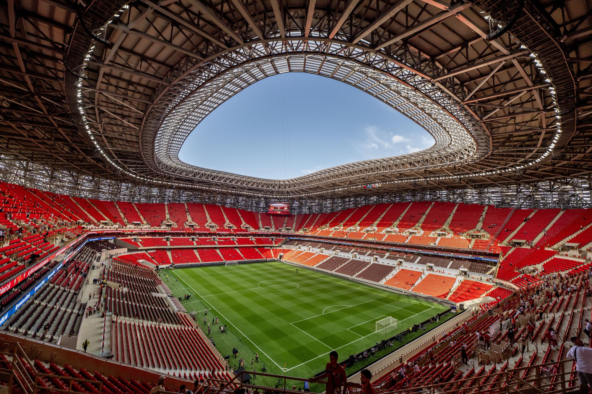 Vista del nuevo estadio Príncipe Moulay Abdellah de Rabat, donde se disputó el partido de la fase de clasificación del Mundial 2026 entre Marruecos y Niger, el pasado 5 de septiembre. EFE/EPA/JALAL MORCHIDI