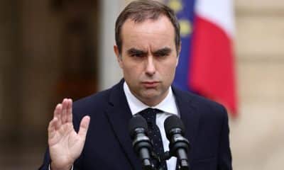 El primer ministro saliente francés, Sebastien Lecornu, hace una declaración en Matignon (sede del gobierno) en París, el 6 de octubre de 2025. EFE/EPA/STEPHANE MAHE / POOL MAXPPP OUT