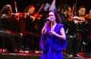 La cantante mexicana Julieta Venegas, se presenta durante un concierto en el marco de la 53 edición del Festival Internacional Cervantino este jueves, en Guanajuato (México). EFE/ Luis Ramírez