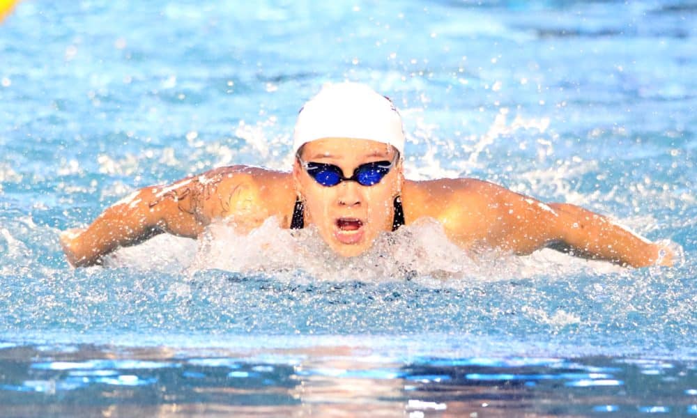 Alondra Ortiz, de Costa Rica, compite en los 200 metros mariposa durante los XII Juegos Centroamericanos, en Mazatenango (Guatemala). EFE/Fernando Ruiz