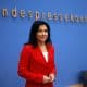 La ministra alemana de Economía, Katherina Reich, poco antes de presenta este miércoles las proyecciones económicas de otoño del Gobierno para 2025. EFE/EPA/CLEMENS BILAN