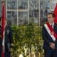 El presidente interino de Perú, José Jerí (d), el pasado 14 de octubre, durante la juramentación de su gabinete de ministros, en el Palacio de Gobierno, en Lima (Perú). EFE/John Reyes