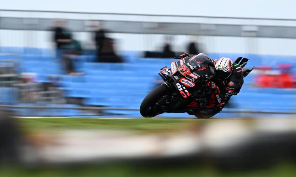 Marco Bezzecchi (Aprilia), durante los entrenamientos libres para el Gran Premio de de Australia de MotoGP, en el circuito de Phillip Island (Victoria, Australia) EFE/EPA/JOEL CARRETT. Uso editorial solo