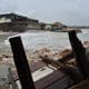 Fotografía de la playa pesquera de Port Henderson ayer lunes en Jamaica. EFE/Rudolph Brown