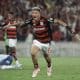 El  colombiano Jorge Carrascal celebra el gol que ha permitido a Flamengo ganar este miércoles el partido de ida de las semifinales de la Copa Libertadores por 1-0 a Racing Club en el estadio Maracaná de Río de Janeiro. EFE/ Antonio Lacerda