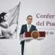 La presidenta de México, Claudia Sheinbaum, habla en una rueda de prensa este lunes, en Palacio Nacional de la Ciudad de México (México).  EFE/ José Méndez
