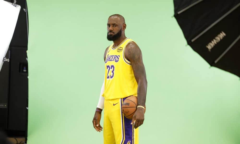 LeBron James durante el día de medios de los Angeles Lakers. EFE/EPA/CAROLINE BREHMAN SHUTTERSTOCK OUT