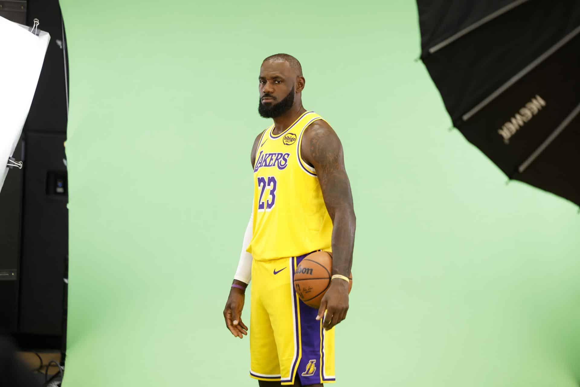 LeBron James durante el día de medios de los Angeles Lakers. EFE/EPA/CAROLINE BREHMAN SHUTTERSTOCK OUT