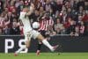 El delantero del Athletic Club Iñaki Williams, y el defensa del Mallorca Martin Valjent, durante el partido de la jornada 8 de LaLiga EA Sports entre el Athletic Club y el Mallorca, este sábado en el estadio de San Mamés en Bilbao.-EFE/ Luis Tejido
