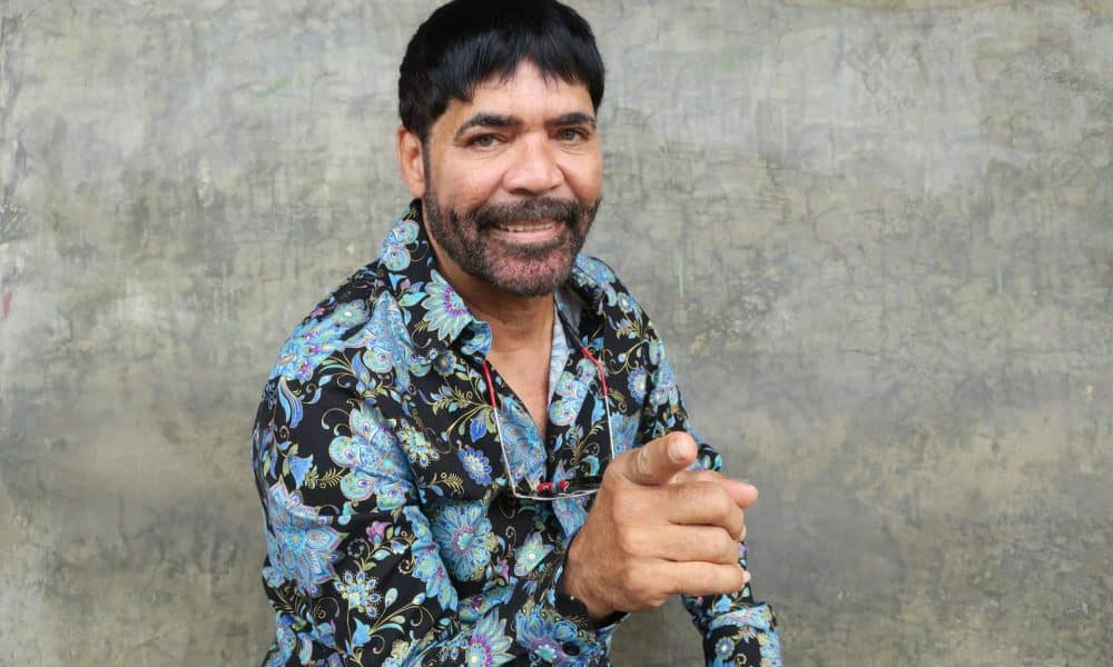 Fotografía de archivo del salsero puertorriqueño Willie González durante una entrevista con Efe en San Juan, Puerto Rico. EFE/ Jorge Muñiz