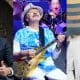 Combo de fotografías de archivo de los músicos Alejandro Sanz (i), Carlos Santana (c) y Rauw Alejandro. EFE/ Pedro Puente Hoyos/ Alejandro García/ Octavio Guzmán