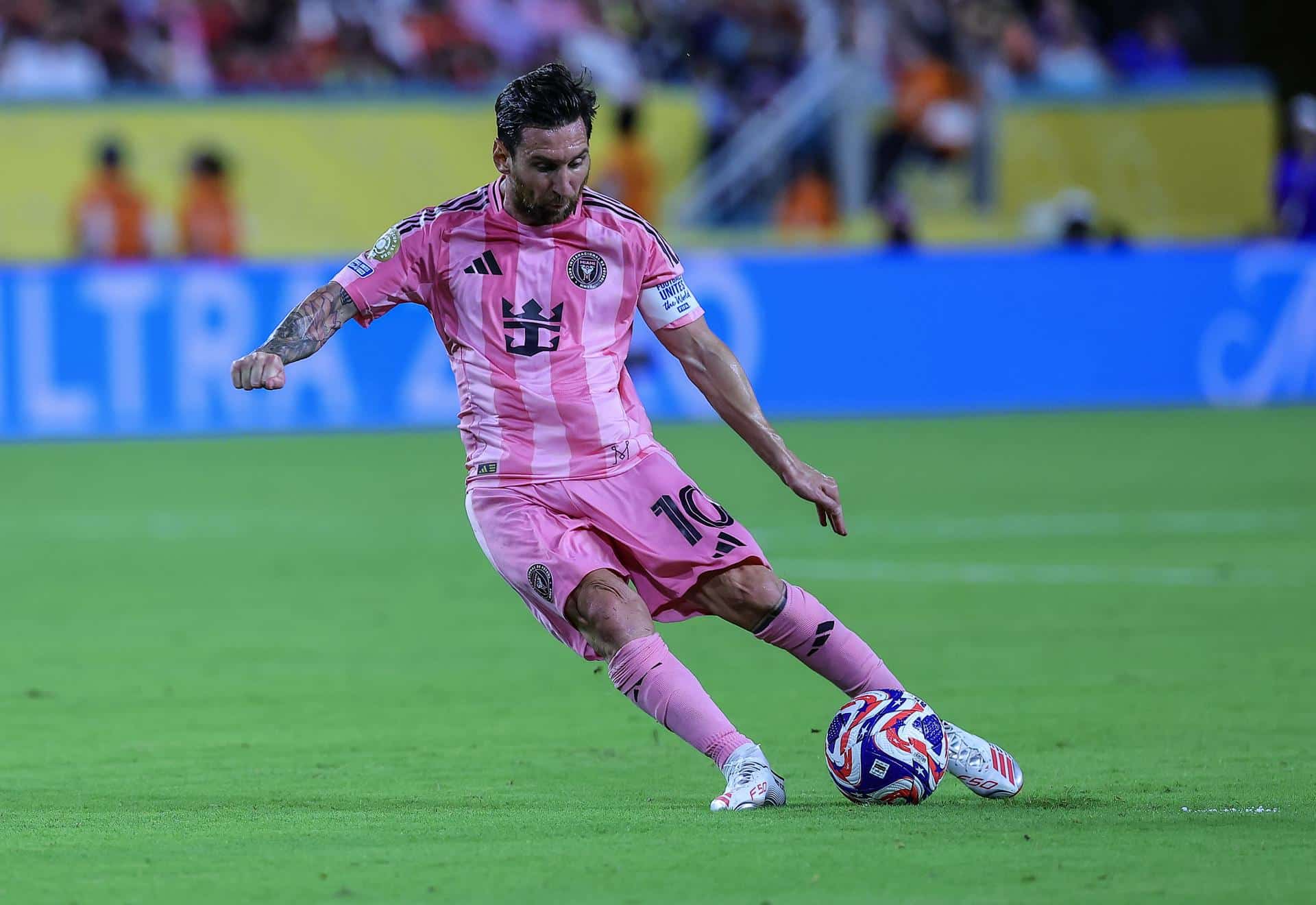 Fotografía hecha a Lionel Messi el 15 de junio de 2025 durante la participación del Inter Miami en el Mundial de Clubes de la FIFA.EFE/EPA/CRISTOBAL HERRERA-ULASHKEVICH