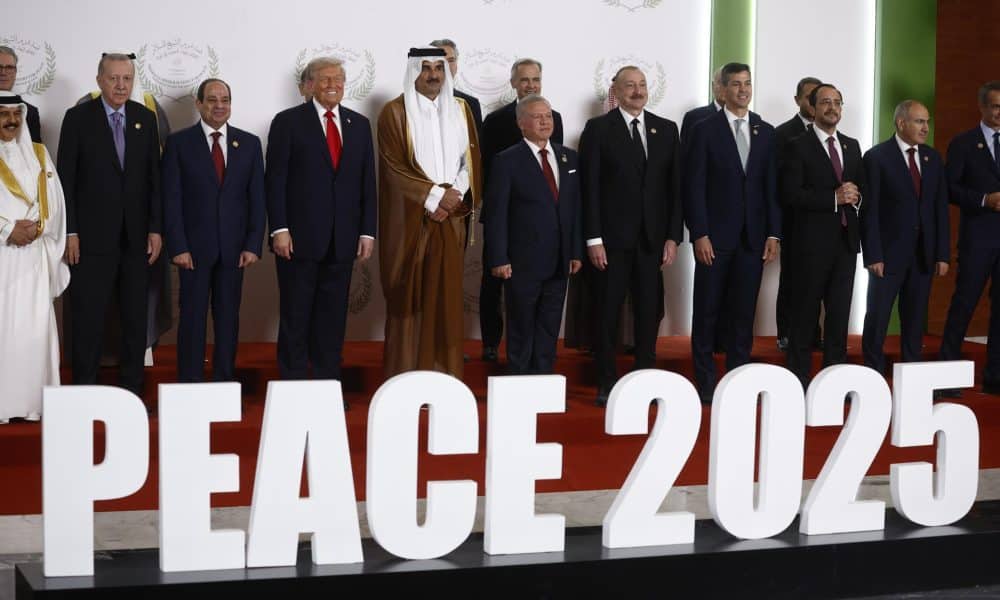 EFE/EPA/YOAN VALAT / POOL