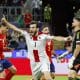 Imagen de archivo del delantero de la selección georgiana de fútbol Khvicha Kvaratskhelia (c) en un partido contra España. EFE/Alberto Estévez
