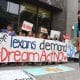 Una de las fundadoras de la organización United We Dream, Juleita Garibay, se dirige a las cerca de 250 personas congregadas en Austin (Texas).Imagen de archivo. EFE/Alex Segura